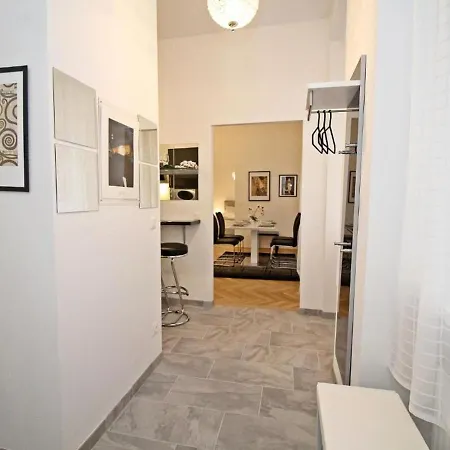 Ferienwohnung Klimt Vienna Exterior photo